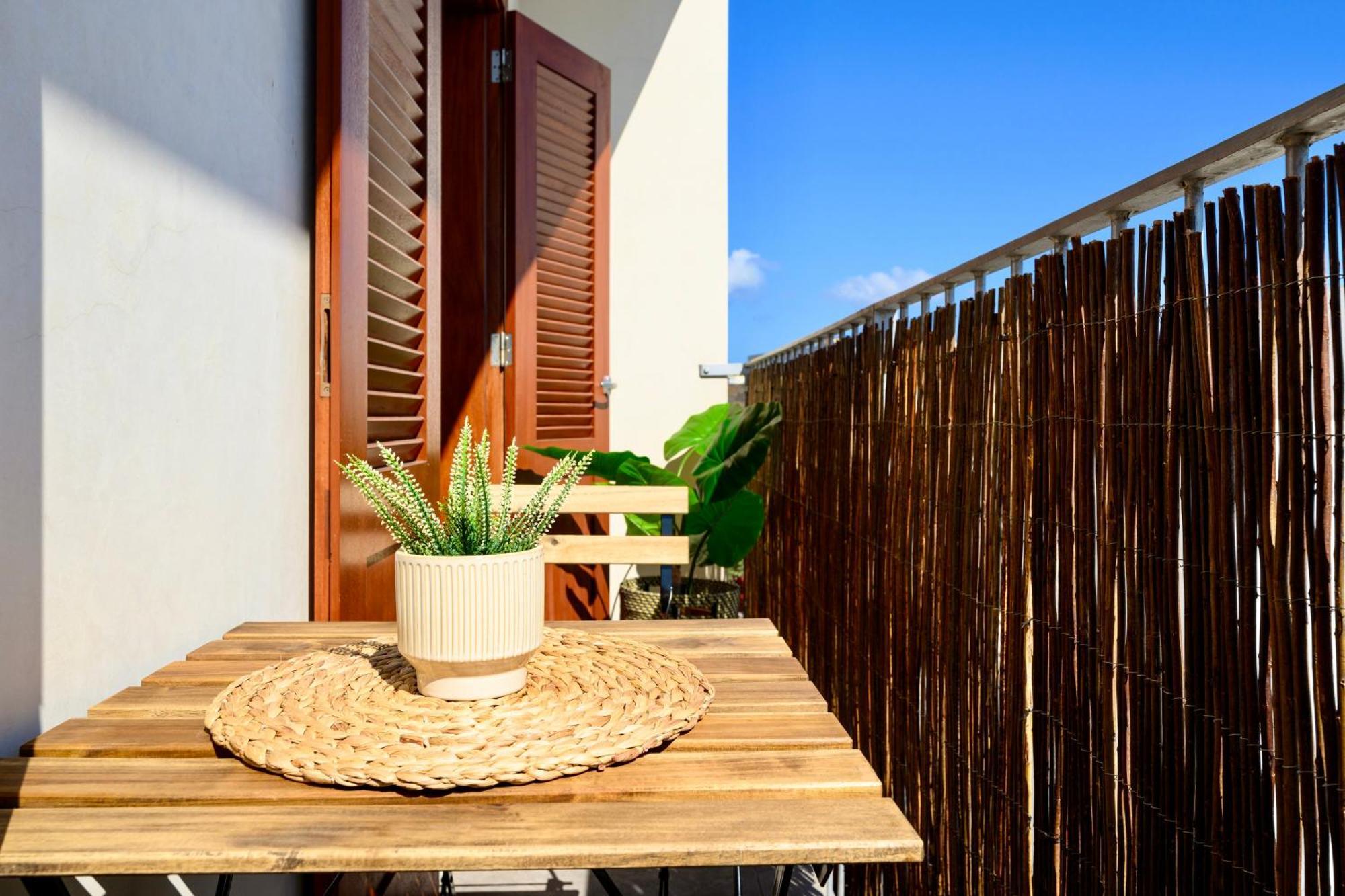 Aparthotel Vegueta Rooftop *