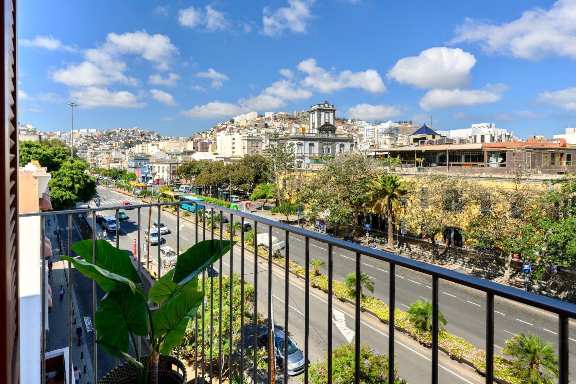 Vegueta Rooftop Aparthotel