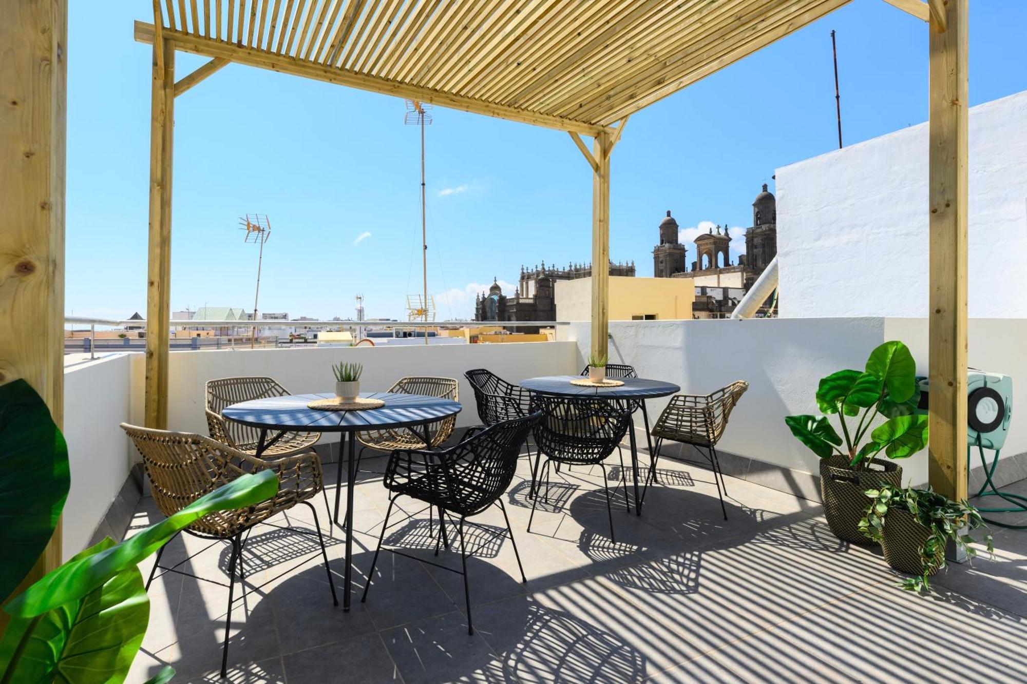 Aparthotel Vegueta Rooftop *
